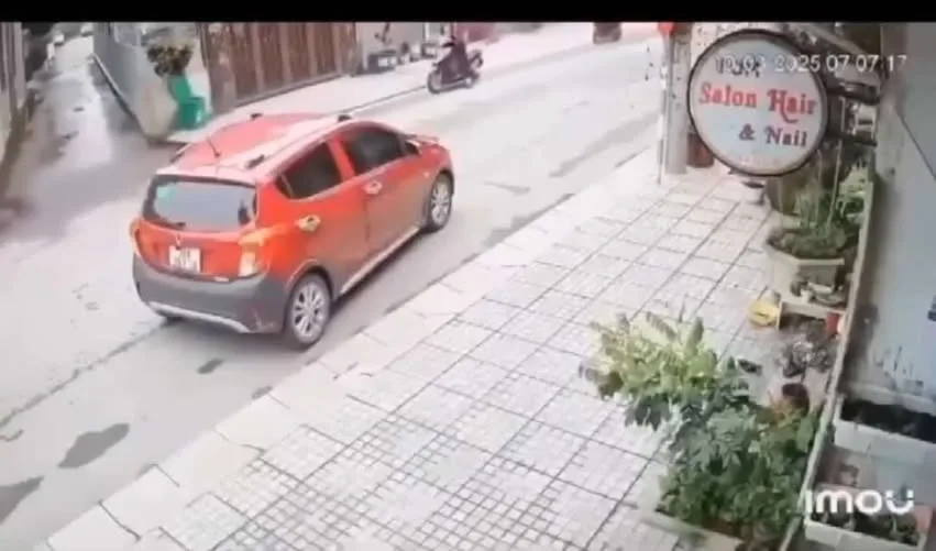 Hà Tĩnh: thương tâm bé trai 15 tháng tuổi b! ô’t:ô c@n tv,trước 1 cơ sở trông tr:ẻ (cập nhật thêm)