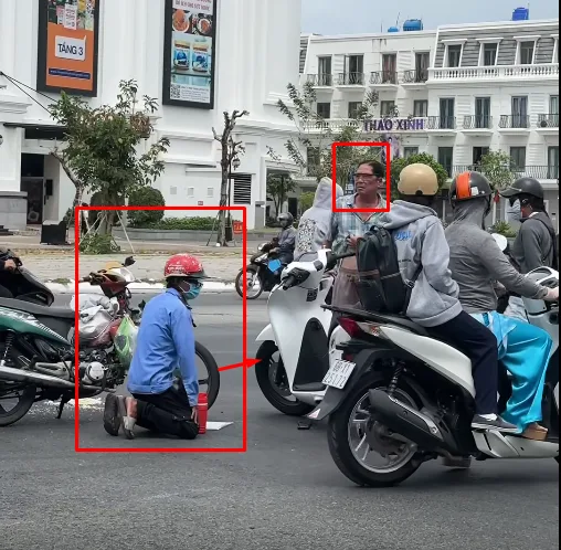(Góc nhìn khác) Nghèo nó hay xui lắm, anh kia va chạm với ông chú lái xe SH và..