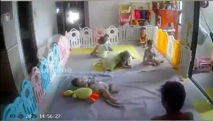 Video về 1 lớp trông giữ trẻ ở vinhomes quận 9, đang gây bức xúc CĐM
