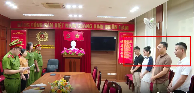 Chấm hết cho “ chị em rọt “ tikoker Hằng Du Mục và Quang Linh Vlog bị khởi tố