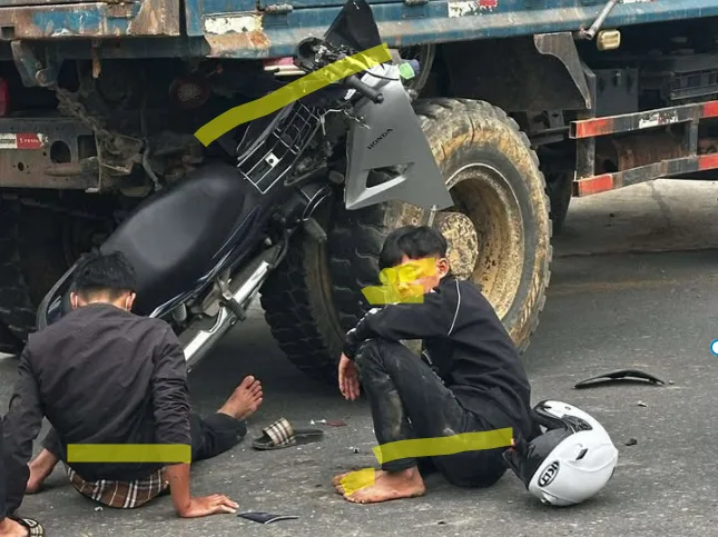 Tân Lập Hướng Hóa Quảng Trị: Ko biết 2 thanh niên đi đâu mà vội thế nhở?
